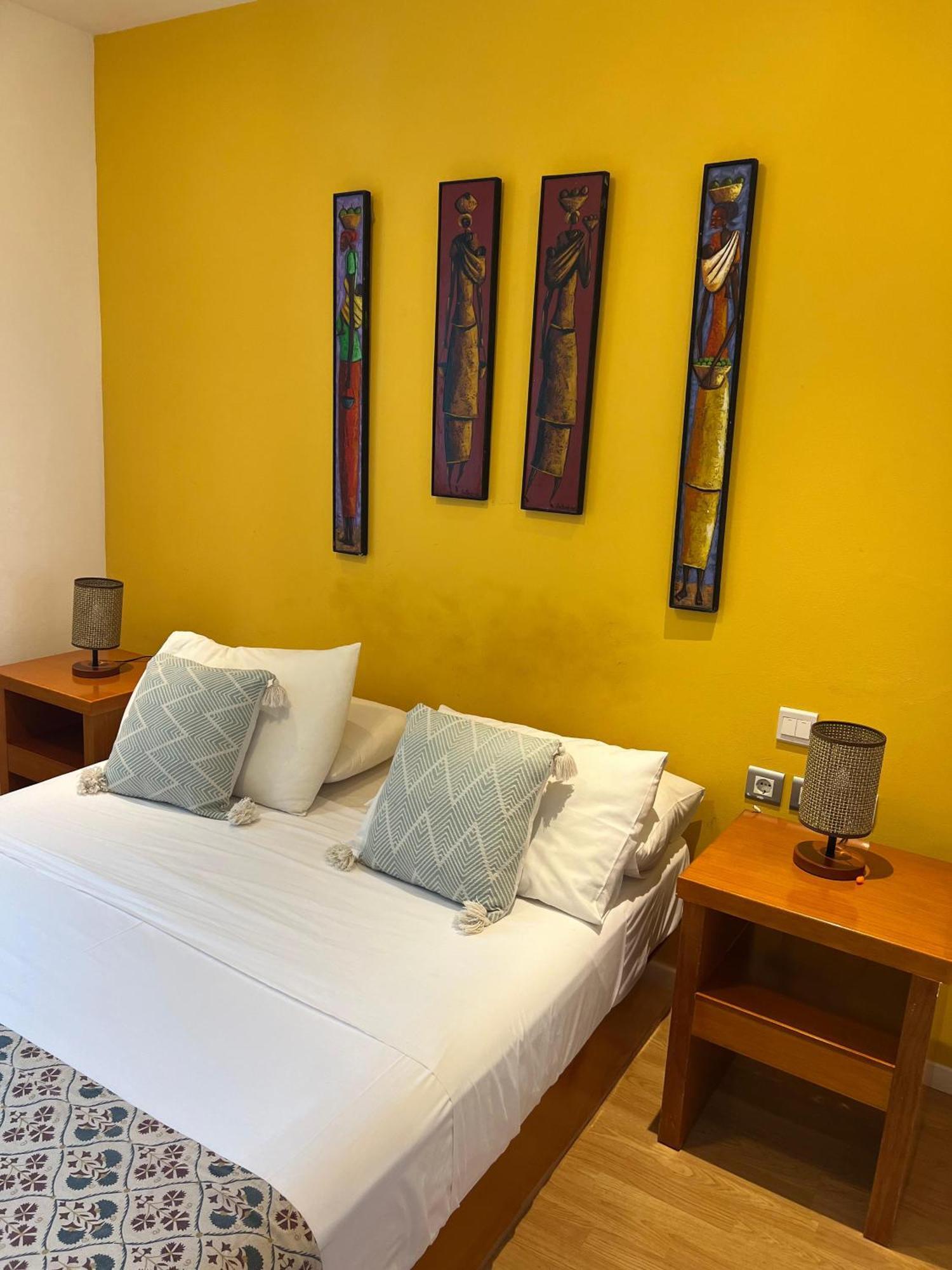 Art House Hotel ลูอันดา ภายนอก รูปภาพ